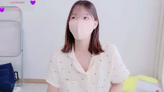 Snapshot of Mayu_o19o chatting on 4, 6, 2026 Mayu o19o online show from 4, 6, 2026