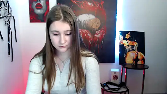 Snapshot of Milka_kamila chatting on 4, 3, 2026 Milka kamila online show from 4, 3, 2026