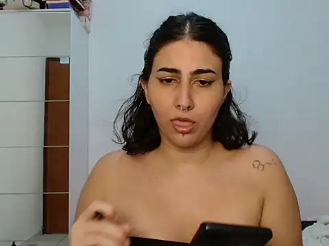 ApenasLys online show from 12, 4, 2026