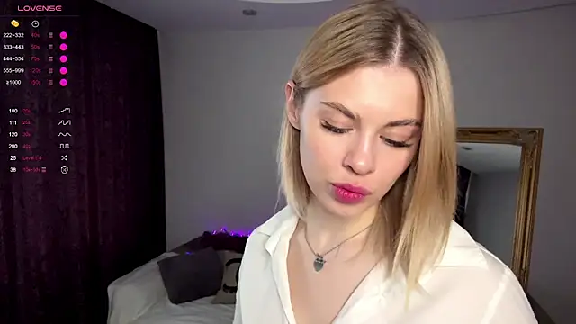 Lil Elisa online show from 17, 10, 2025