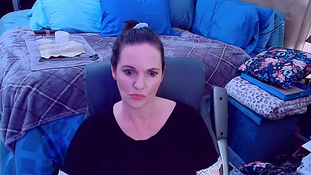 ninajaymes online show from 25, 2, 2026