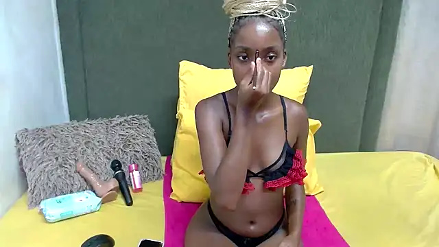 Littlebunny33 online show from 4, 11, 2025