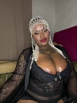 Snapshot of QUEEN_NOBUHLE_777 chatting on 5, 6, 2026 QUEEN NOBUHLE 777 online show from 5, 6, 2026