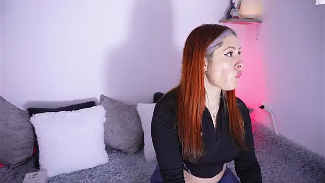 SophiieCumsx online show from 8, 10, 2025