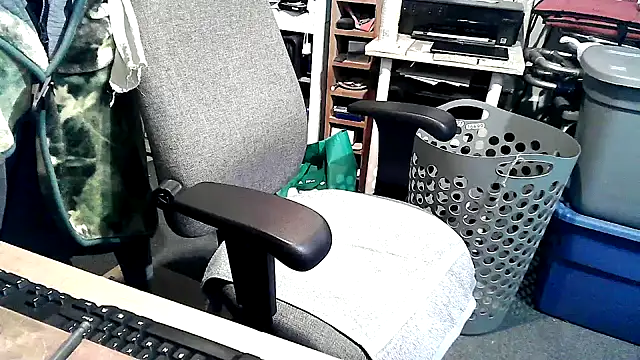 Snapshot of georgew62 chatting on 5, 10, 2025 georgew62 online show from 5, 10, 2025