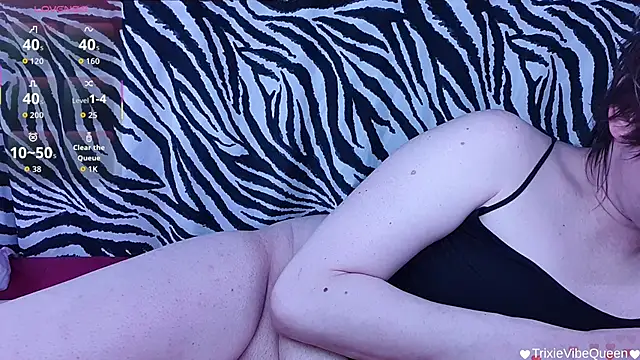 TrixieVibeQueen online show from 22, 6, 2026