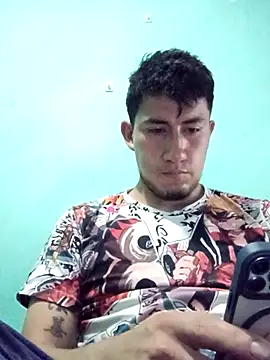 Snapshot of True_Di chatting on 16, 9, 2025 True Di online show from 16, 9, 2025