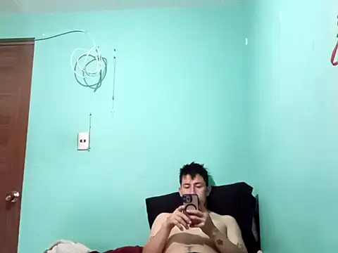 Snapshot of True_Di chatting on 20, 9, 2025 True Di online show from 20, 9, 2025