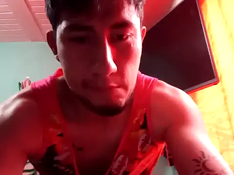 Snapshot of True_Di chatting on 3, 10, 2025 True Di online show from 3, 10, 2025