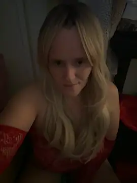 Snapshot of marialuna88 chatting on 20, 9, 2025 marialuna88 online show from 20, 9, 2025