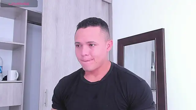 KingLevi01 online show from 29, 9, 2025