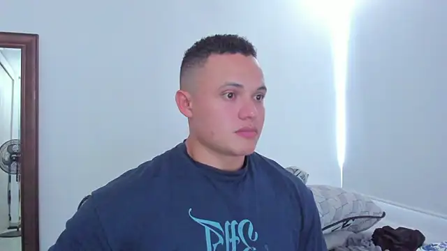 KingLevi01 online show from 15, 5, 2026