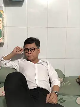 Snapshot of datnguyenvn chatting on 1, 2, 2026 datnguyenvn online show from 1, 2, 2026