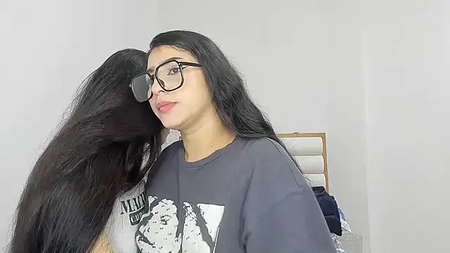 Snapshot of Sweet_and_Rous0 chatting on 13, 3, 2026 Sweet and Rous0 online show from 13, 3, 2026