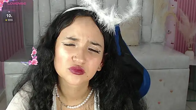 bella vibess s online show from 6, 11, 2025