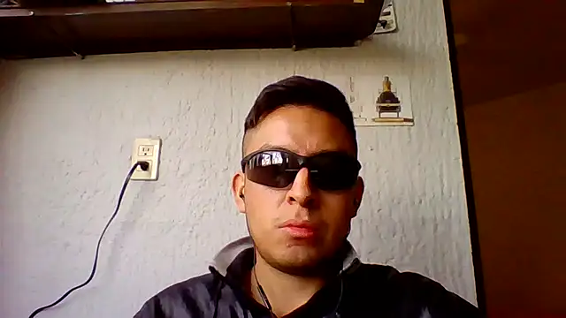 aczinovelez342 online show from 16, 1, 2026