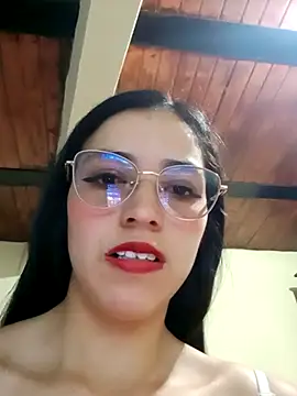 Snapshot of vanessalovetrip chatting on 14, 10, 2025 vanessalovetrip online show from 14, 10, 2025