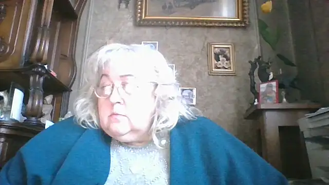 Lala-Love56 online show from 13, 11, 2025