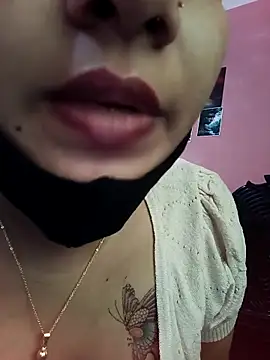 Snapshot of Samiya3344 chatting on 5, 10, 2025 Samiya3344 online show from 5, 10, 2025