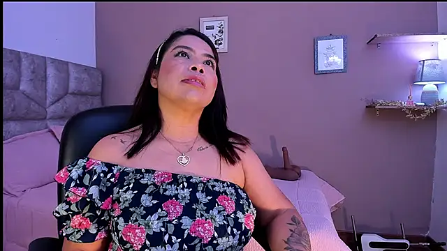 roselyn caprice online show from 12, 9, 2025