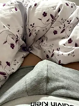 Snapshot of JJ_131 chatting on 15, 10, 2025 JJ 131 online show from 15, 10, 2025