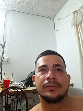 Snapshot of yeffito1 chatting on 13, 9, 2025 yeffito1 online show from 13, 9, 2025