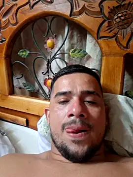 Snapshot of yeffito1 chatting on 24, 9, 2025 yeffito1 online show from 24, 9, 2025