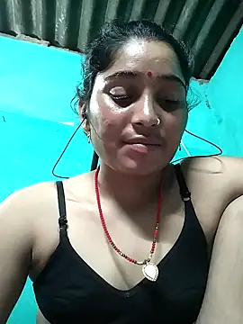 Snapshot of Hot_cupal chatting on 4, 10, 2025 Hot cupal online show from 4, 10, 2025