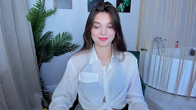 DivineAmour online show from 8, 11, 2025