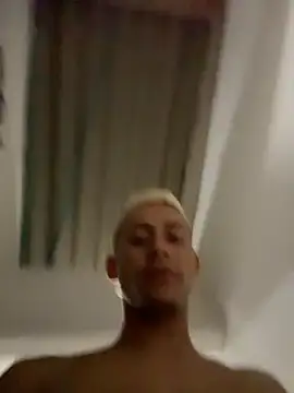 Boy hot- online show from 27, 3, 2026