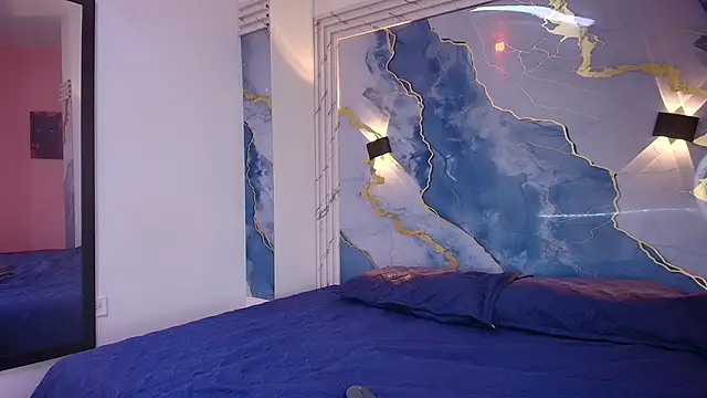 Evelin thompsson online show from 9, 9, 2025