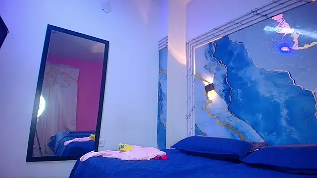 Evelin thompsson online show from 17, 9, 2025