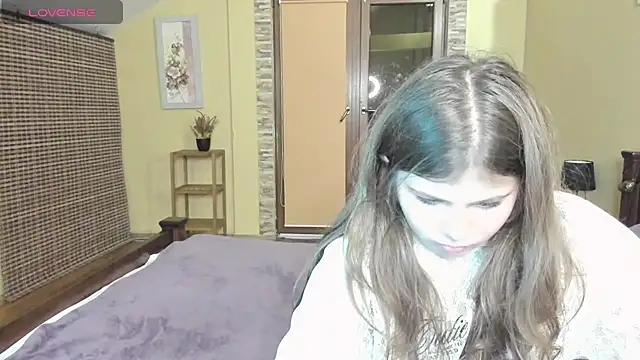 Snapshot of Lilly_Jess chatting on 17, 10, 2025 Lilly Jess online show from 17, 10, 2025