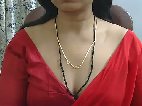 MISS SOMIYA online show from 28, 3, 2026