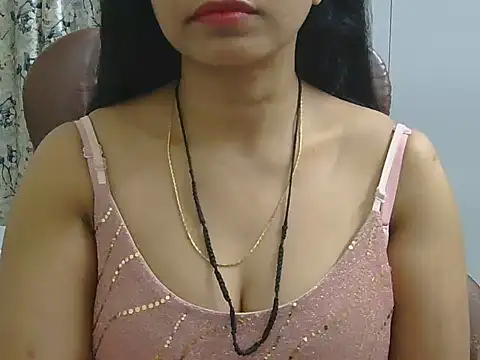 MISS SOMIYA online show from 10, 4, 2026