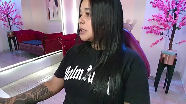 Black roseee online show from 25, 10, 2025