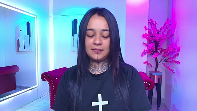 Black roseee online show from 27, 3, 2026