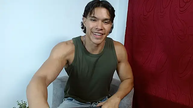 adriel escalante online show from 2, 10, 2025