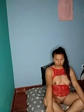 Snapshot of paola-yandex28 chatting on 7, 10, 2025 paola-yandex28 online show from 7, 10, 2025