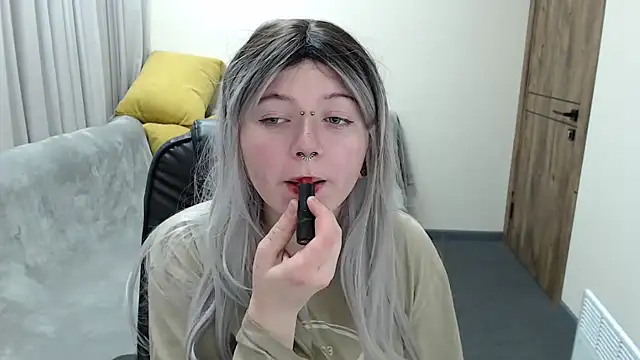 Nika Snow online show from 19, 10, 2025
