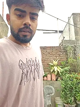 soniriyaa010101 online show from 8, 4, 2026