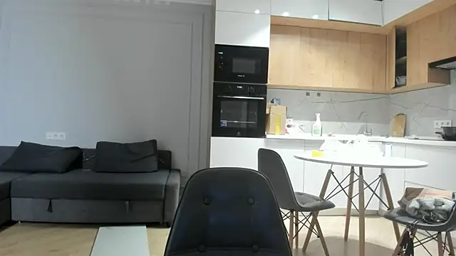 heexhia online show from 21, 12, 2025