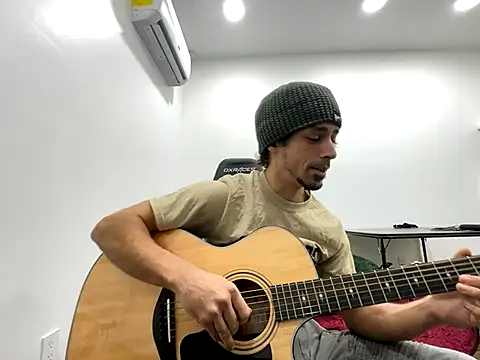 Snapshot of Stringin69 chatting on 18, 11, 2025 Stringin69 online show from 18, 11, 2025