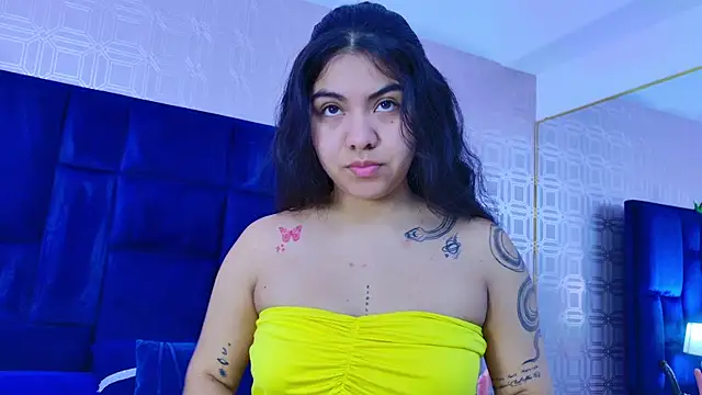 Luna Riddle online show from 14, 10, 2025