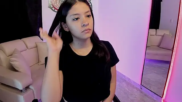 Candy fox 19 online show from 28, 2, 2026