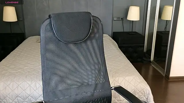 LouieEvans online show from 28, 10, 2025