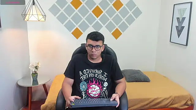 titanxero online show from 30, 9, 2025