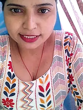 Hot-Pooja25 online show from 6, 2, 2026