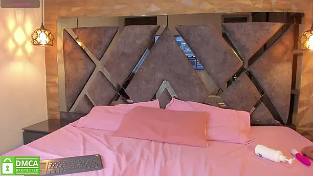 Snapshot of Sussy_Vixen chatting on 12, 2, 2026 Sussy Vixen online show from 12, 2, 2026