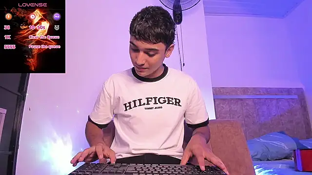 Snapshot of Austin_Cardieff_ chatting on 14, 9, 2025 Austin Cardieff online show from 14, 9, 2025